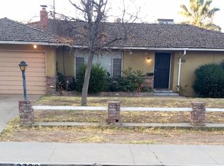 3728 Kenmore Dr N, Fresno, CA 93703