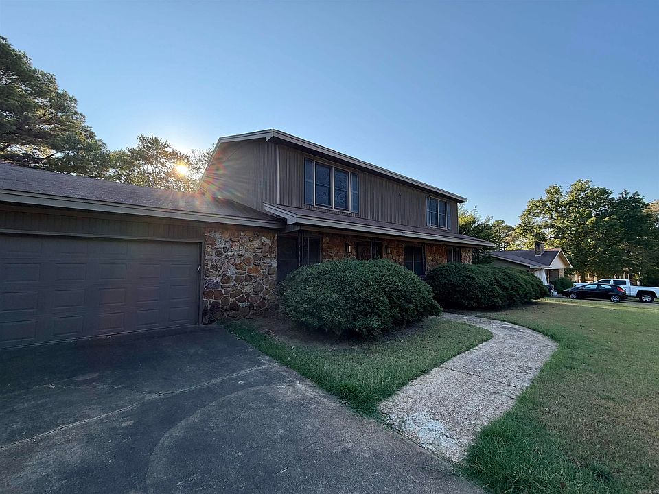 1st image of 2320 Indian Trails St