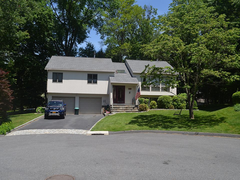 1st image of 190 Briarwood Dr