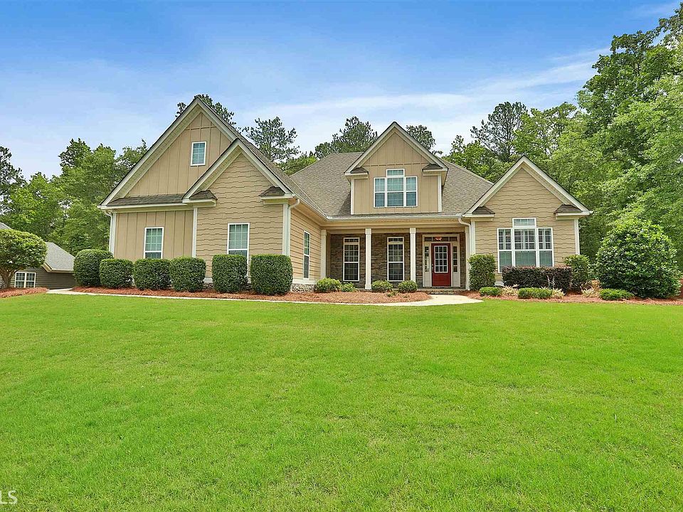 1st image of 184 Beaconsfield Dr