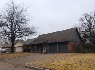 640 Reynolds Rd, Edmond, OK 73013