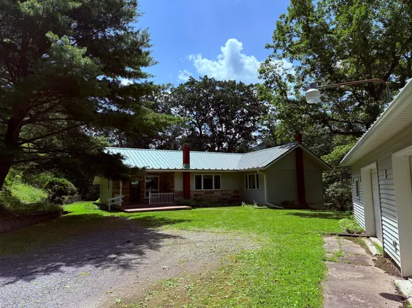 10 Mountain Laurel Ln, Galeton, PA 16922