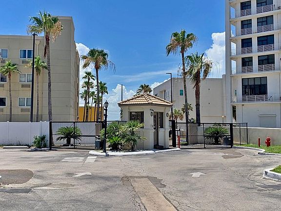 2nd image of 900 Padre Blvd #805