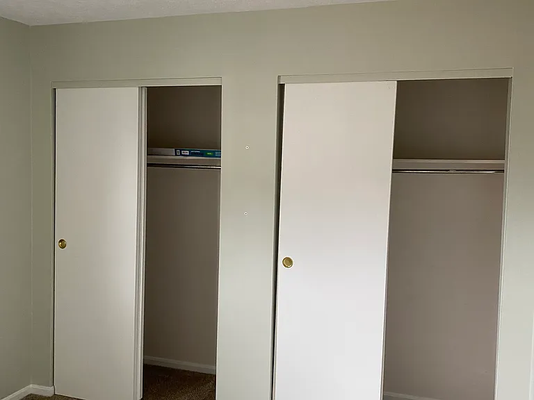2930 Millbank Row — Photo 29