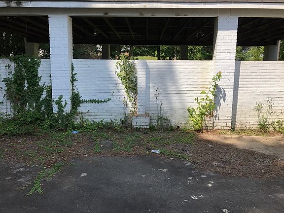 5th image of 11 Norwood Dr