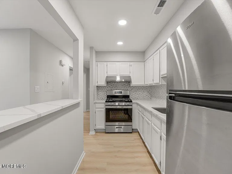 785 Banyan Ct — Photo 6