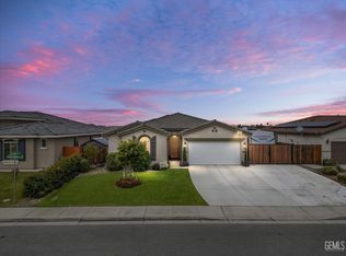 133 Hammersmith Dr, Bakersfield, CA 93314
