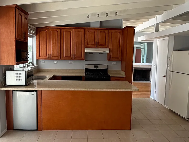 3630 Lupine Ave — Photo 8