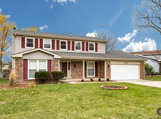 6702 Breckenridge Rd, Lisle, IL 60532