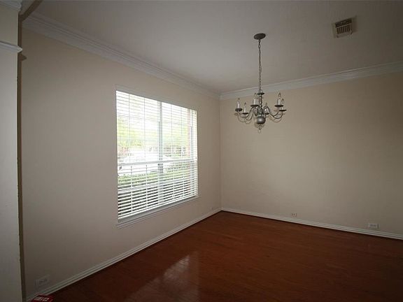 4th image of 7031 Thistlewood Park Ct