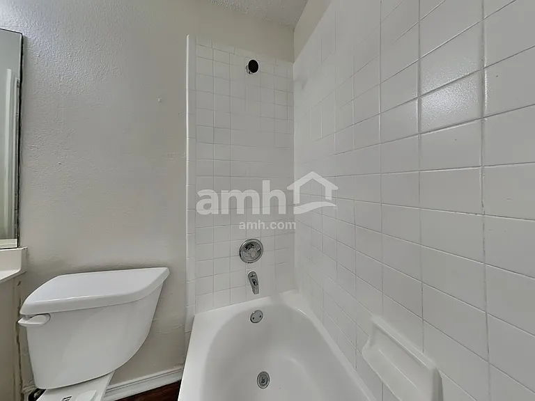 5820 Vista Glen Ln — Photo 18