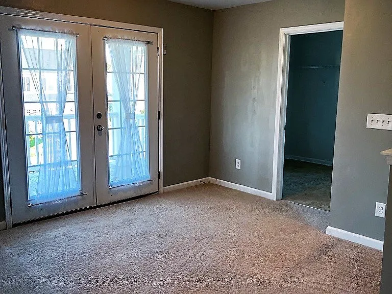 300 Bracken Fern Rd — Photo 13