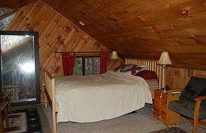 loft family room