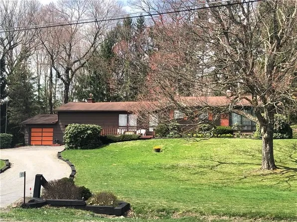 571 Harbor Edinburg Rd, Edinburg, PA 16116