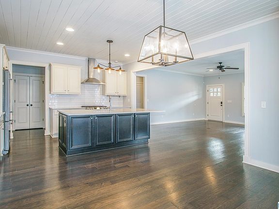 5th image of 4453 Tuckahoe Ln