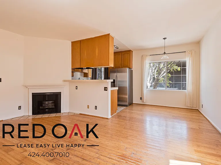 2463 Sawtelle Blvd #101 — Photo 2