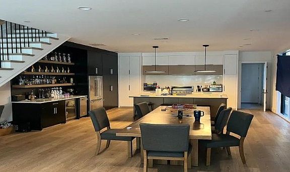 2nd image of 3324 Rosedale Ave #3324