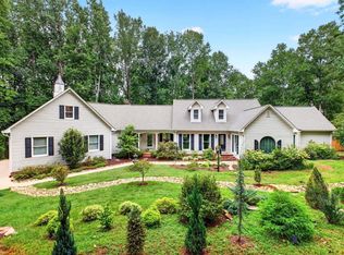 205 Cove Harbor Ct, Taylors, SC 29687
