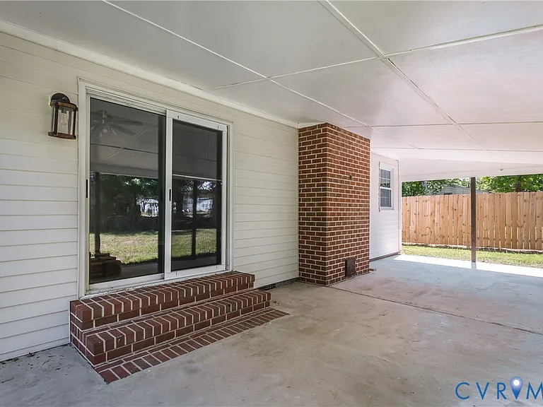 552 S 22nd Ave — Photo 47