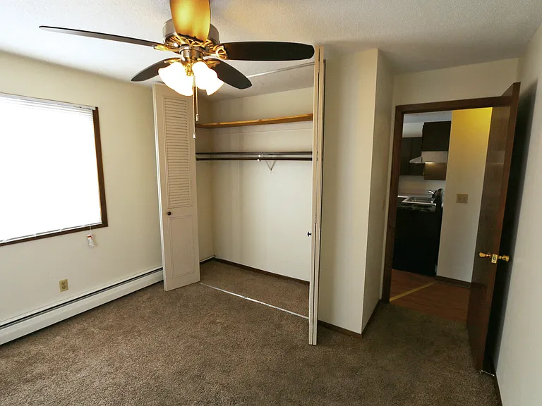 Alpine Apartments — Photo 15