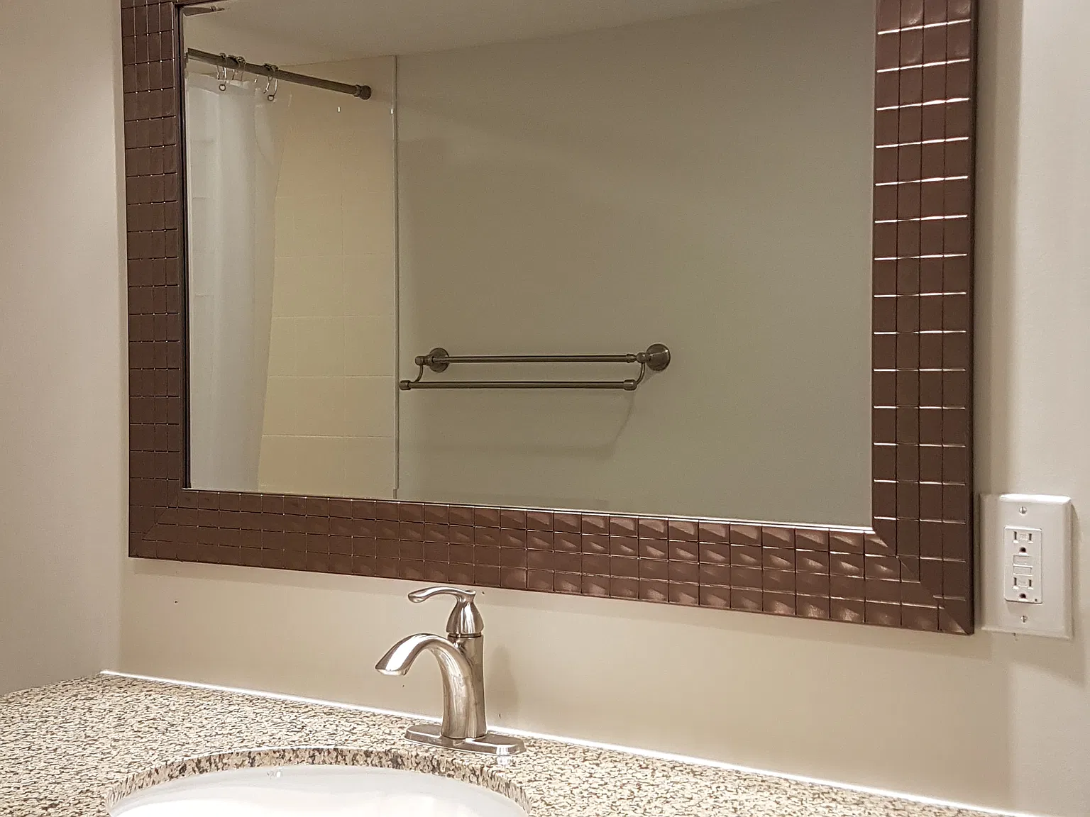 2 bed, 850 sqft, $2,750 — Photo 3