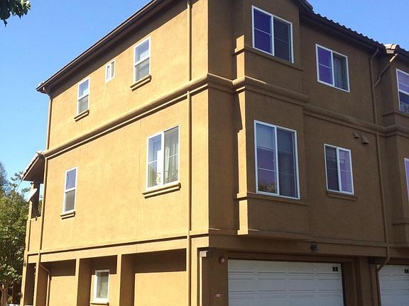 Back view w/ Garage