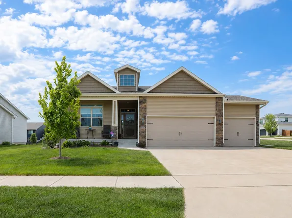 1300 S 10th St, Adel, IA 50003