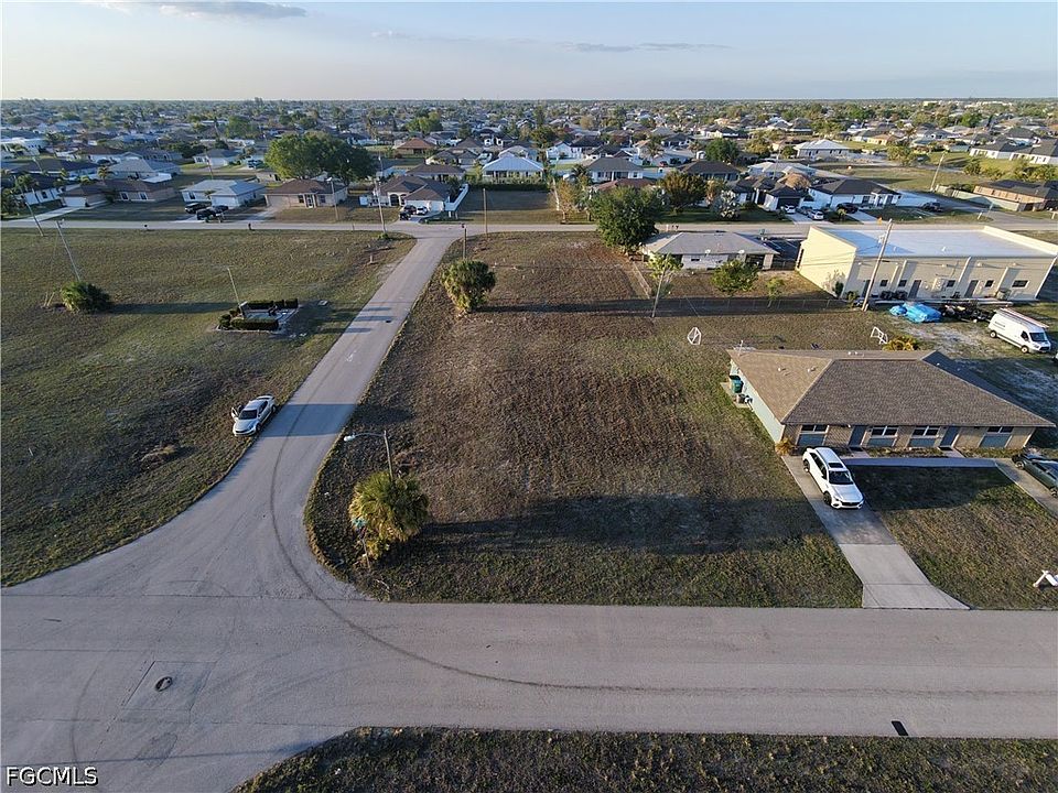 2nd image of 1001 NE 8th Ter