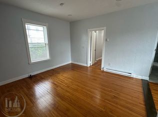 629 Cambridge St #1, Worcester, MA 01610