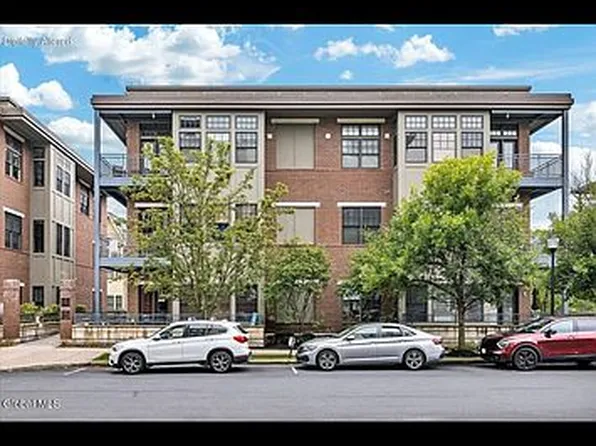 30 Whistler Ct Unit 123, Saratoga Springs, NY 12866