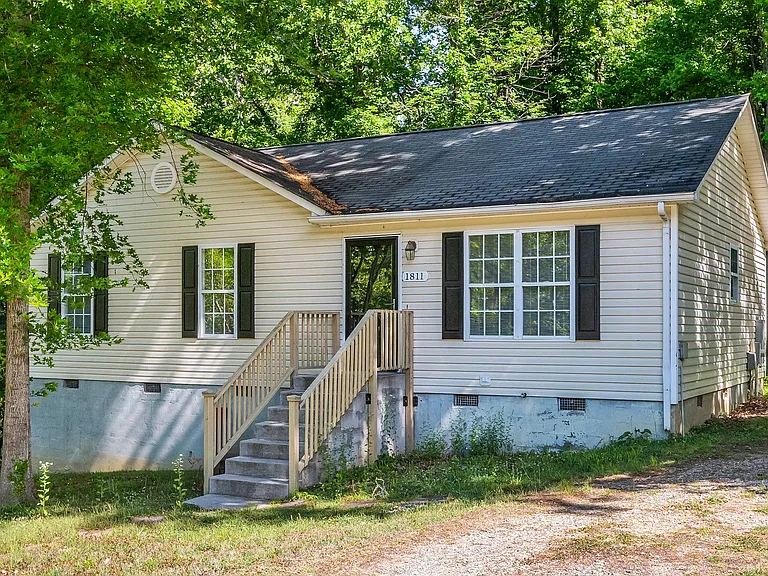 1811 Cody Ave — Photo 32