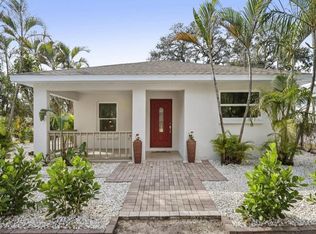2077 5th St, Sarasota, FL 34237