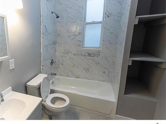 4th image of 6621 S Langley Ave #2