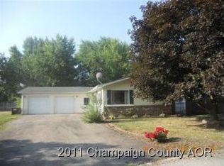 1101 Thomas Ct, Mahomet, IL 61853