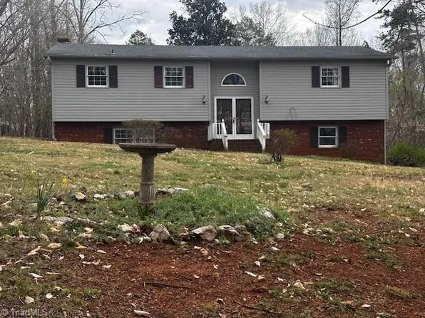 236 Capistrano Shores Blvd, Lexington, NC 27292