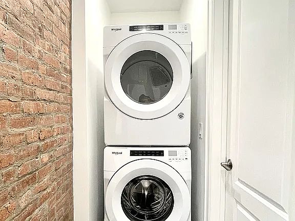 2nd image of 2478 Arthur Ave APT 5