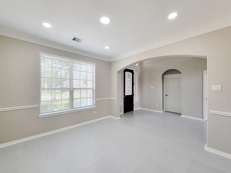 23111 Broad Springs Ct — Photo 5