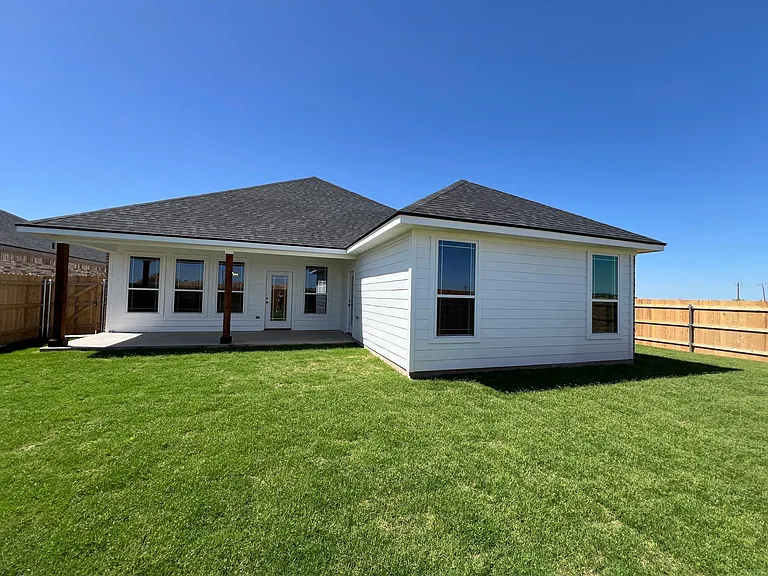 4062 Blair Ln — Photo 3