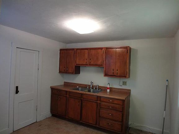 4th image of 5642 N County Road 10 E