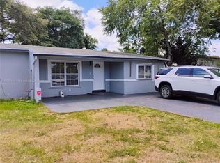 252 S Biscayne River Dr, Miami, FL 33169