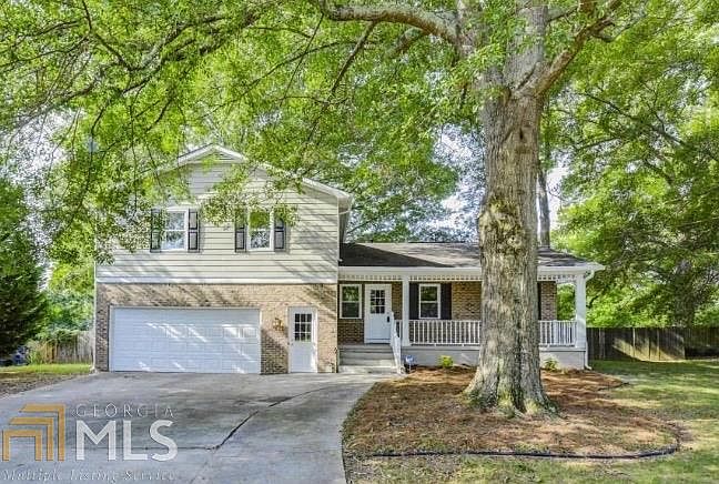 1st image of 2943 Brooks Dr #29