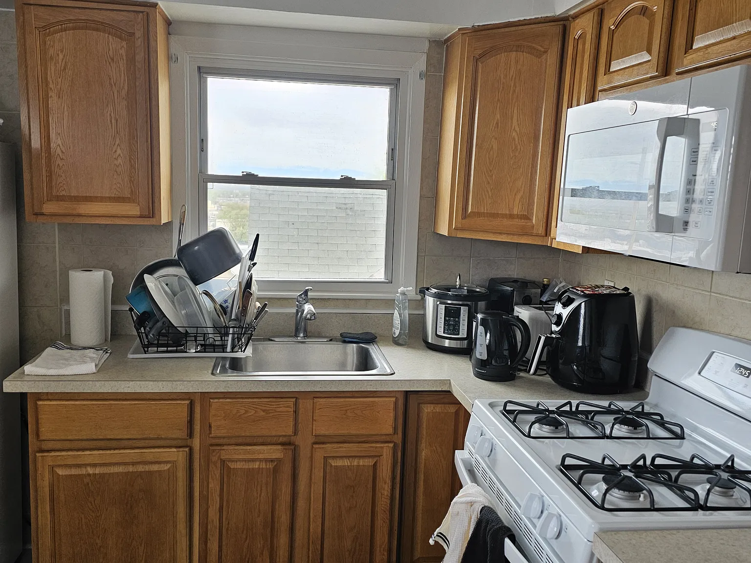 3 bed, 850 sqft, $1,025 — Photo 4