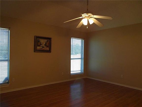 5th image of 1213 Highland Creek Cir