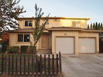 1st image of 919 4th St