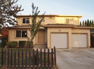 919 4th St, Woodland, CA 95695