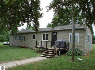 3449 S Blair Rd, Ithaca, MI 48847