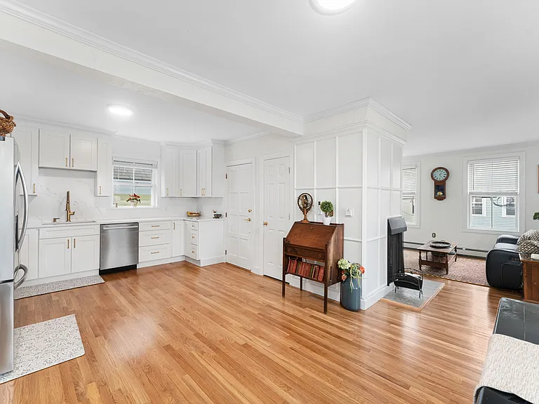 45 Elm St #2 — Photo 2