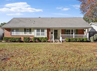 5330 S Yorktown Ave, Tulsa, OK 74105