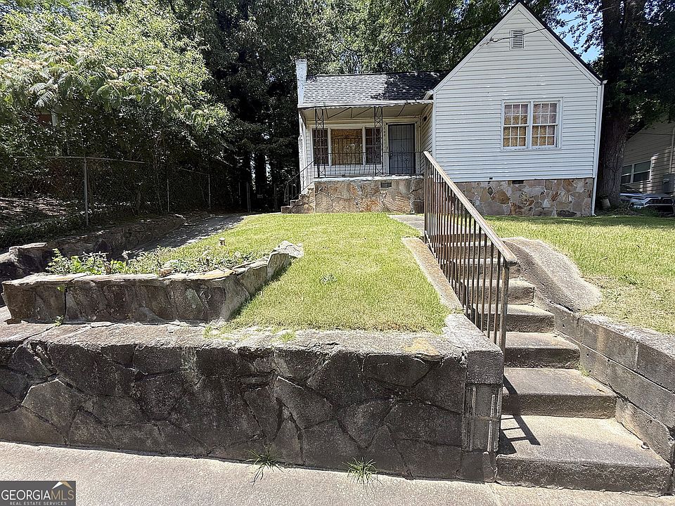 1st image of 200 Chappell Rd NW