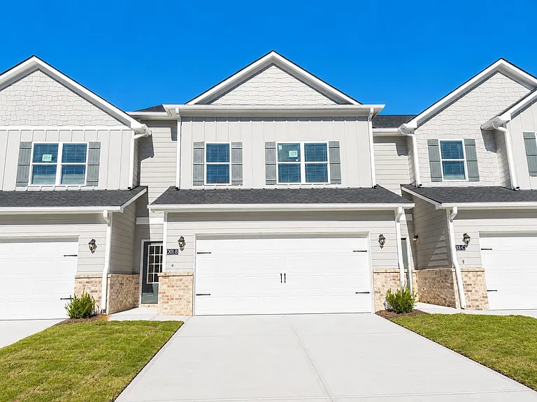 201-B Harvest Ridge Ln #201-B — Photo 1